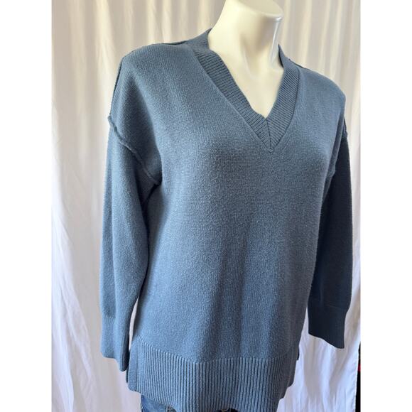 Philosophy Republic Clothing Blue‎ V-Neck Sweater - Size Medium - Picture 8 of 10